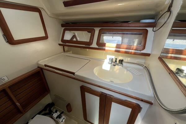 Take A Chance 30ft Hunter Yacht For Sale