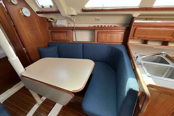 Photo of the 1992 Hunter  "Take A Chance"