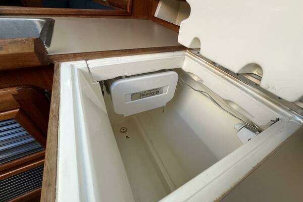 Photo of the 1992 Hunter  "Take A Chance"