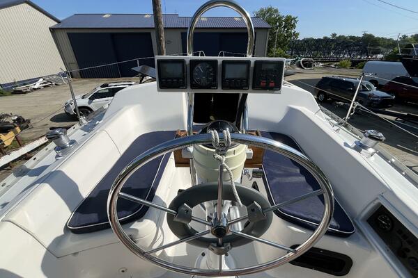 Take A Chance 30ft Hunter Yacht For Sale