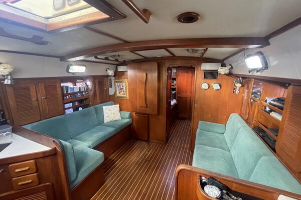 Traveller 47ft Caliber Yacht For Sale