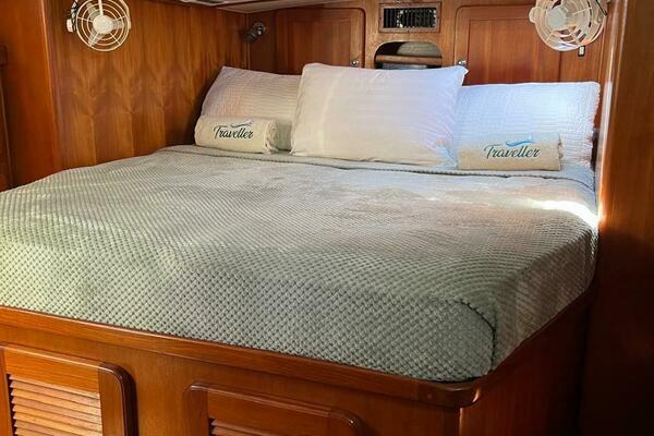 Traveller 47ft Caliber Yacht For Sale