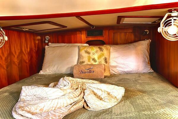 Traveller 47ft Caliber Yacht For Sale