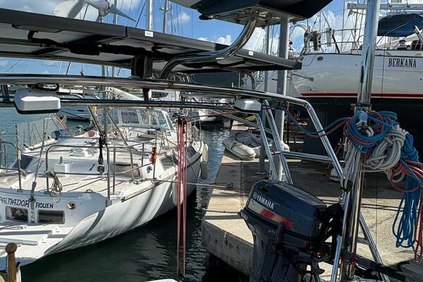 Traveller 47ft Caliber Yacht For Sale