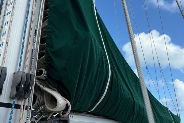 Traveller 47ft Caliber Yacht For Sale