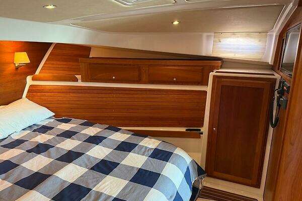 Back Cove 41 Yacht For Sale
