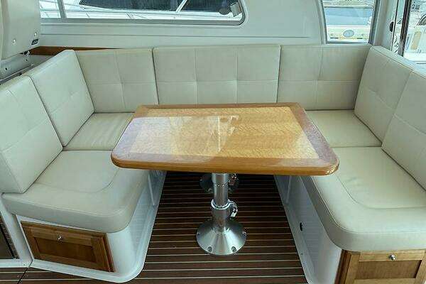 Back Cove 41 Yacht For Sale