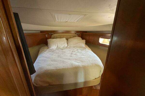 Tiara Yachts 4400 Sovran Yacht For Sale