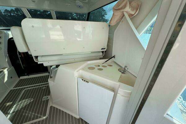 Tiara Yachts 4400 Sovran Yacht For Sale