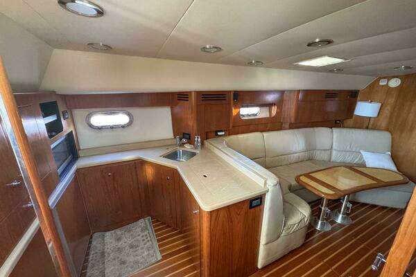 Tiara Yachts 4400 Sovran Yacht For Sale