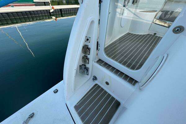 Tiara Yachts 4400 Sovran Yacht For Sale