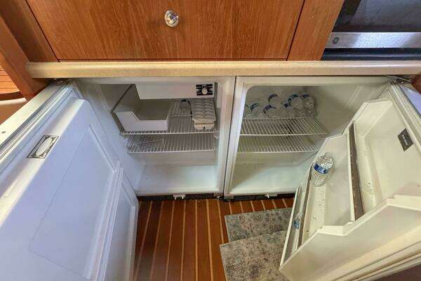 Tiara Yachts 4400 Sovran Yacht For Sale