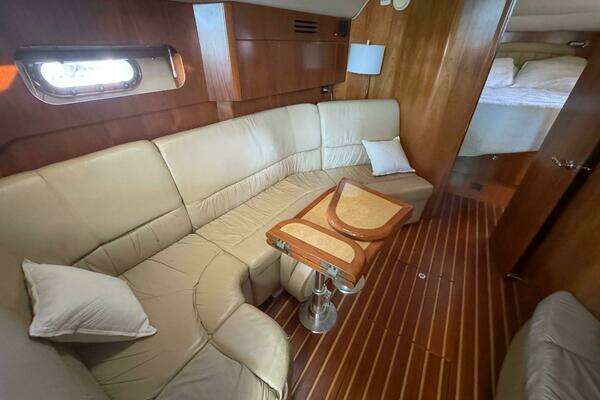 Tiara Yachts 4400 Sovran Yacht For Sale