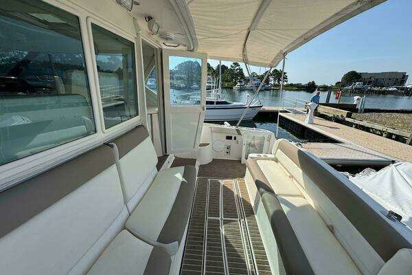 Tiara Yachts 4400 Sovran Yacht For Sale