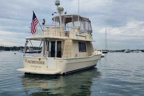 2004 Mainship 40