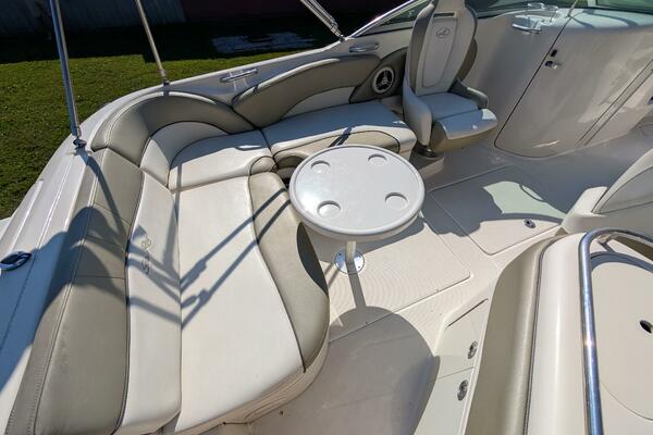 24ft Sea Ray Yacht For Sale