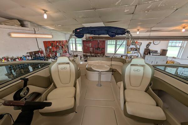 24ft Sea Ray Yacht For Sale