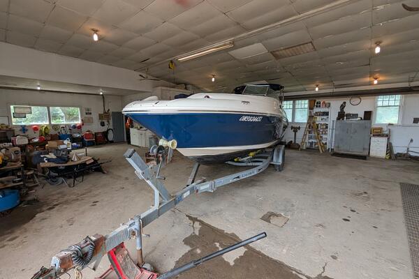 24ft Sea Ray Yacht For Sale