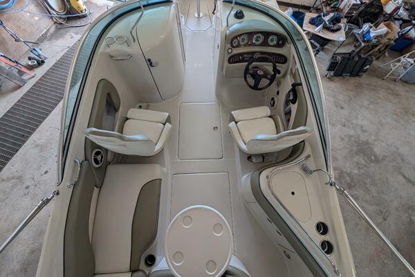 24ft Sea Ray Yacht For Sale