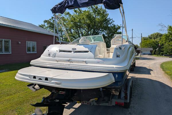 24ft Sea Ray Yacht For Sale