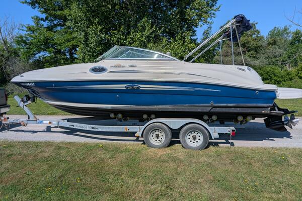 24ft Sea Ray Yacht For Sale