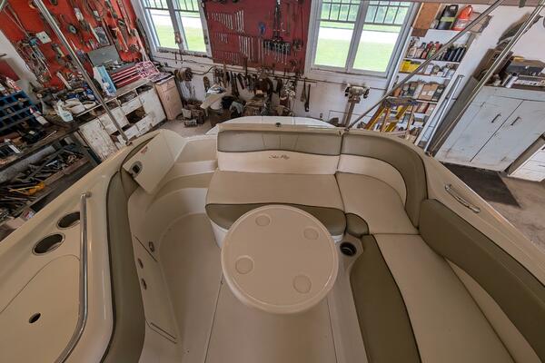 24ft Sea Ray Yacht For Sale