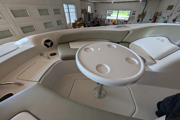 24ft Sea Ray Yacht For Sale