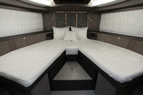 What Me Worry 40ft Galeon Yacht For Sale