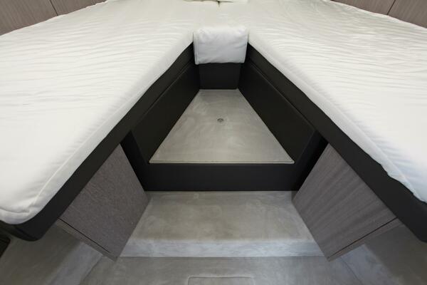 What Me Worry 40ft Galeon Yacht For Sale