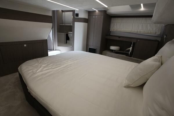 What Me Worry 40ft Galeon Yacht For Sale