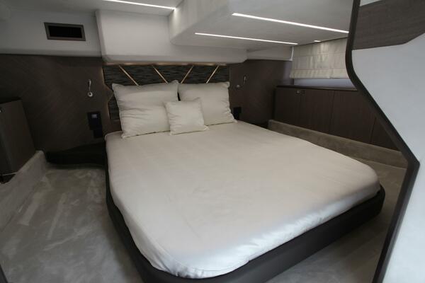 What Me Worry 40ft Galeon Yacht For Sale