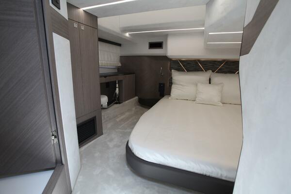 What Me Worry 40ft Galeon Yacht For Sale