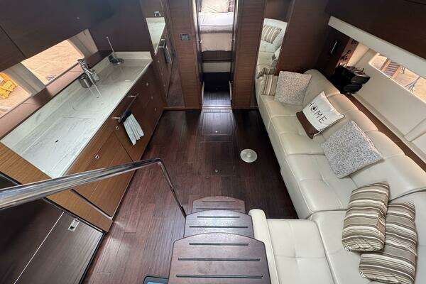 Sea Ray 470 Sundancer Yacht For Sale