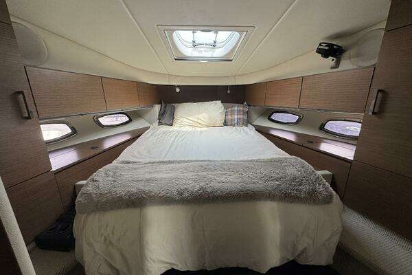 Sea Ray 470 Sundancer Yacht For Sale