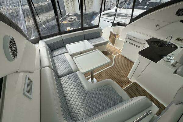 Sea Ray 470 Sundancer Yacht For Sale