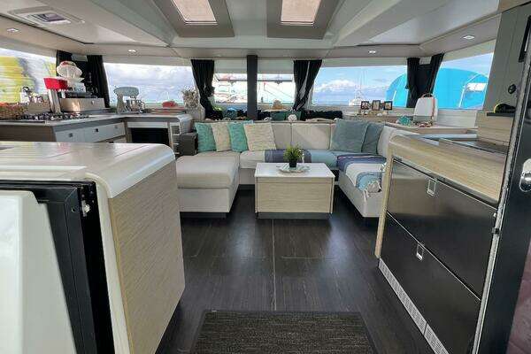 Fountaine Pajot Elba 45 Yacht For Sale