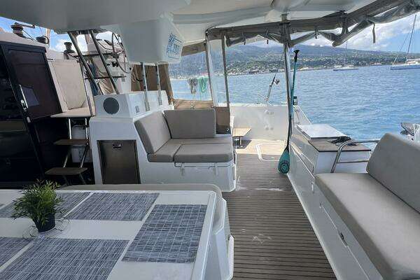 Fountaine Pajot Elba 45 Yacht For Sale