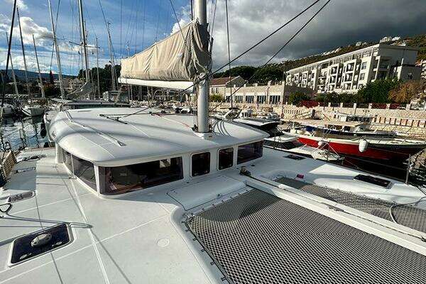 Lagoon 400 Yacht For Sale