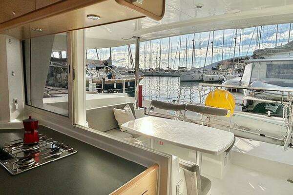 Lagoon 400 Yacht For Sale