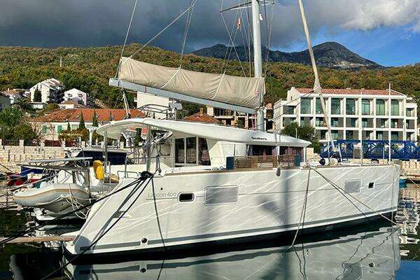 Lagoon 400 Yacht For Sale