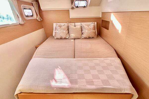 Lagoon 400 Yacht For Sale