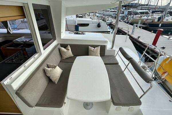 Lagoon 400 Yacht For Sale