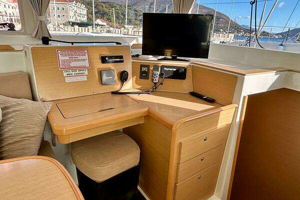 Lagoon 400 Yacht For Sale