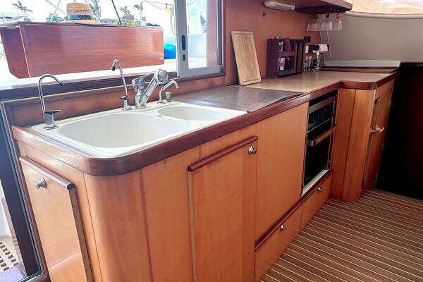 Catana 471 Yacht For Sale
