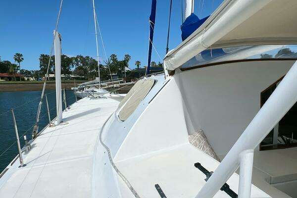 Catana 471 Yacht For Sale