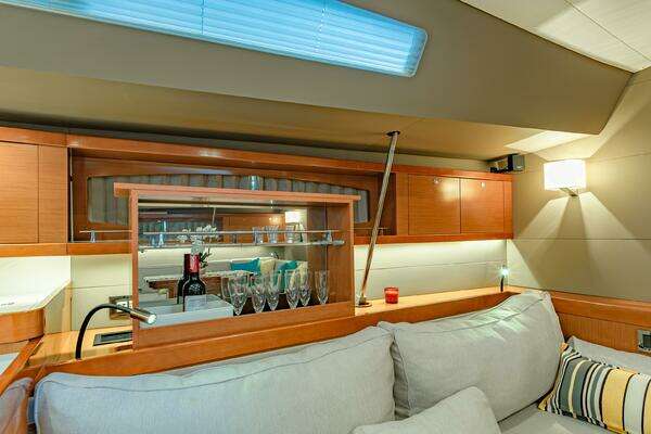 Beneteau Oceanis 60 Yacht For Sale