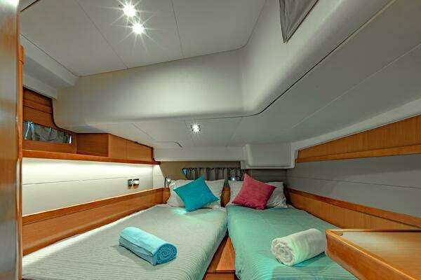 Beneteau Oceanis 60 Yacht For Sale