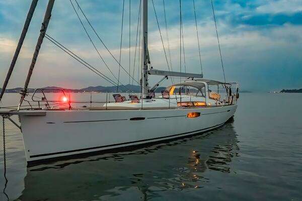 Beneteau Oceanis 60 Yacht For Sale