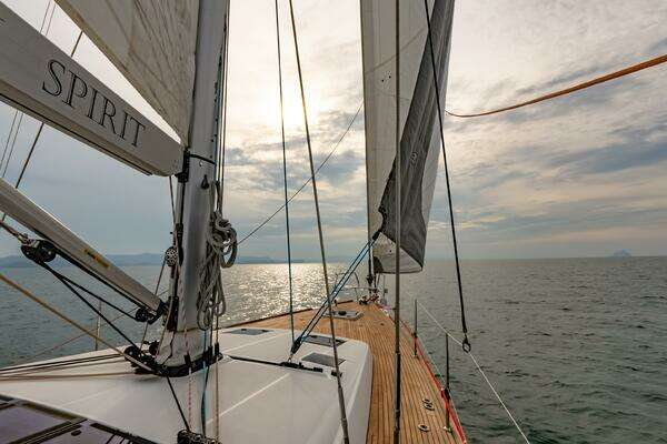 Beneteau Oceanis 60 Yacht For Sale