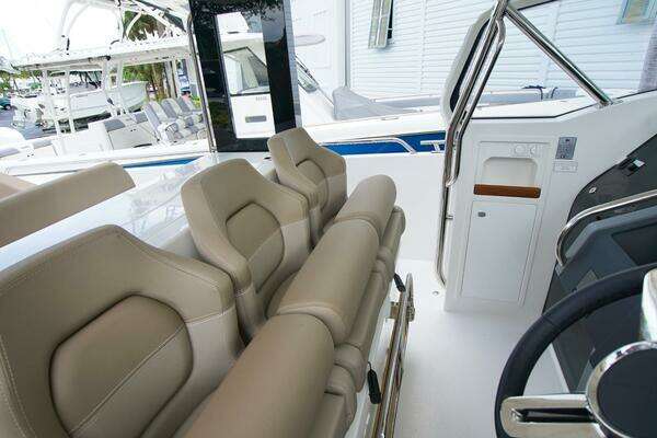 Photo of the 2024 Nimbus Tender 11 "In-Stock 2024 Nimbus T11 289"